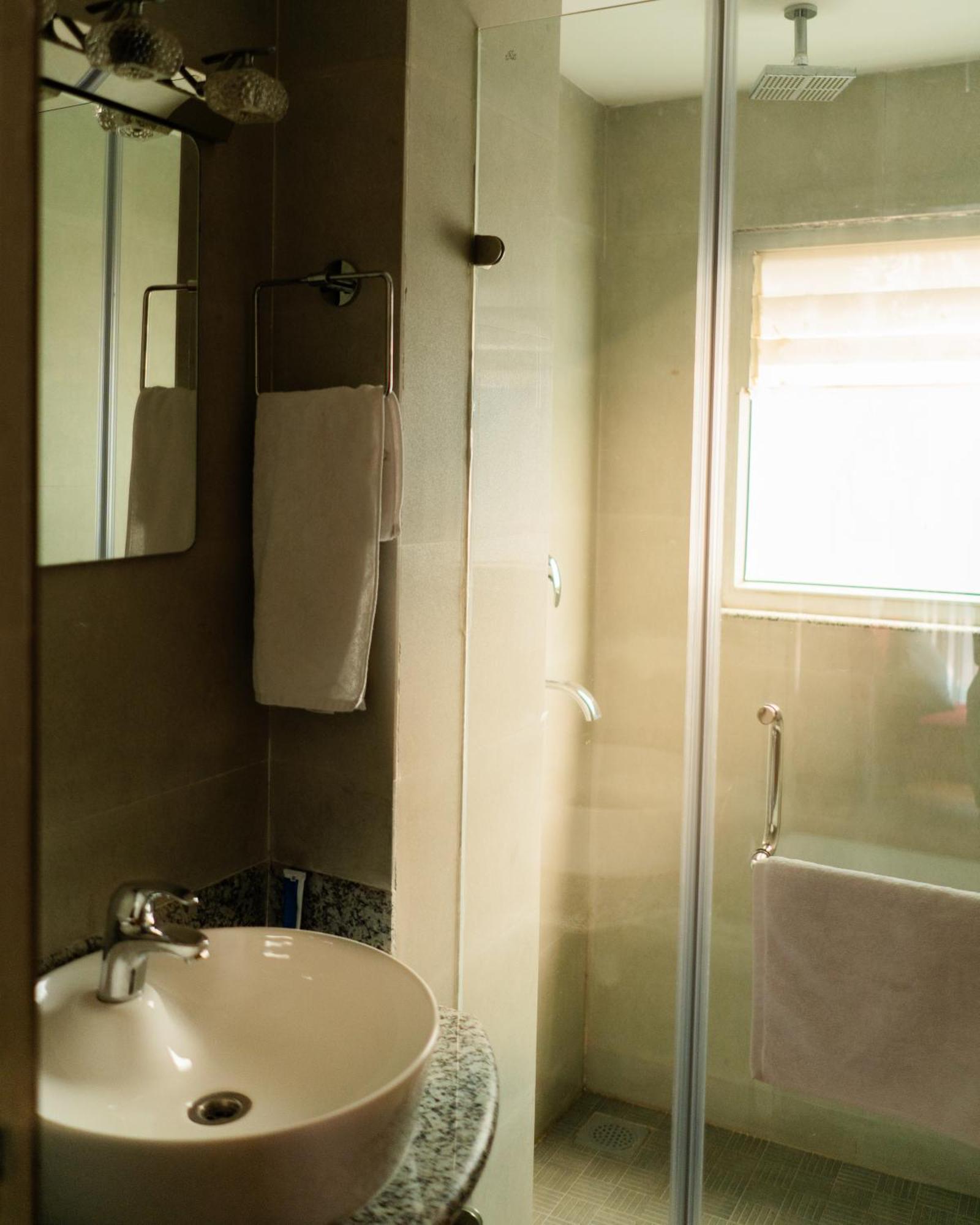 Hotel Laxmi Niwas Lalitpur Esterno foto